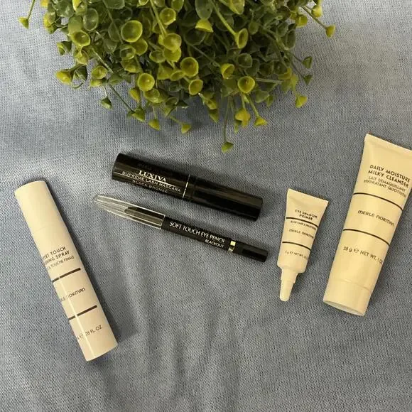 Merle Norman Mascara Eyeliner Eye Primer bundle - Picture 1 of 4